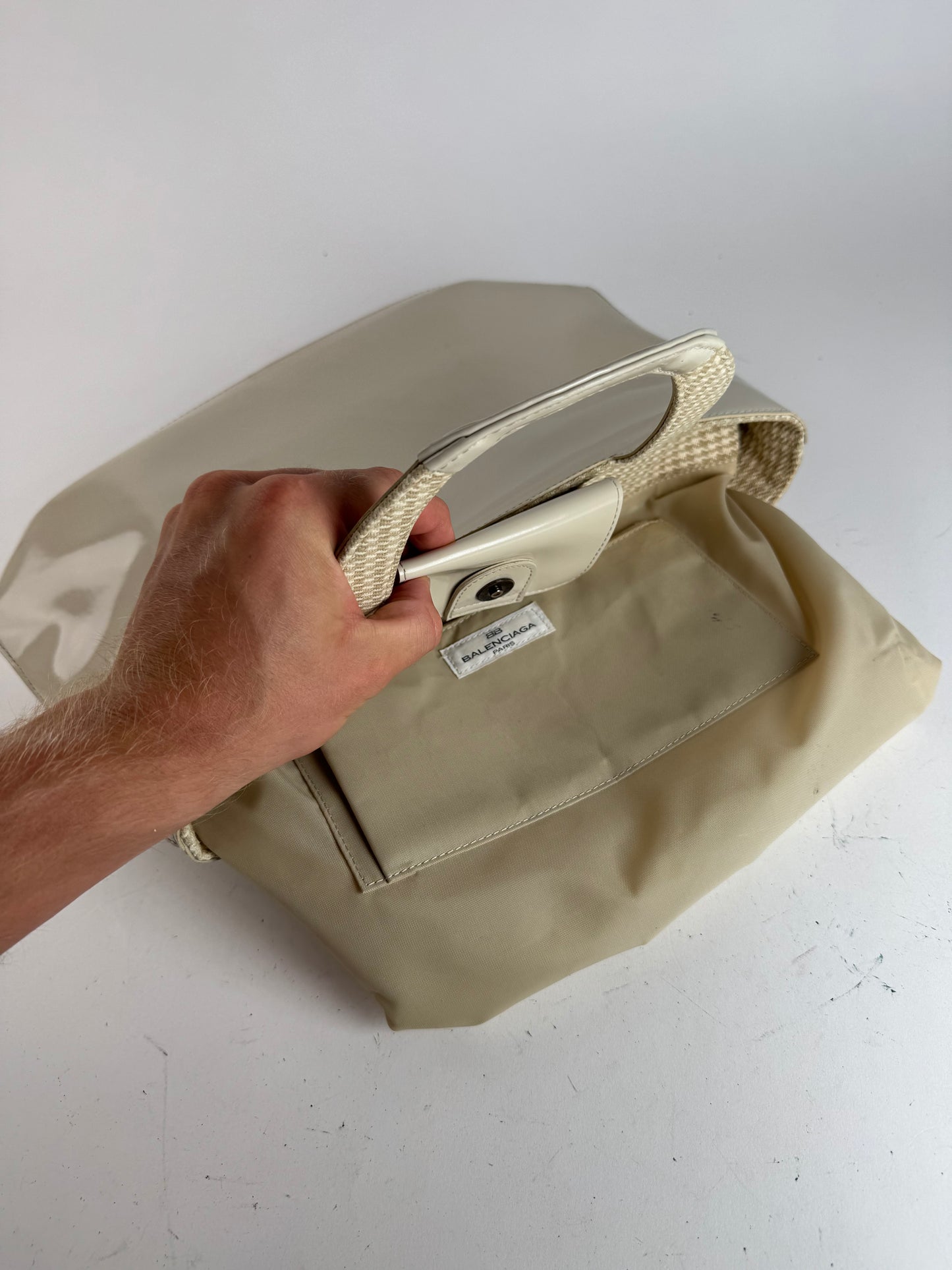 Sac Balenciaga vintage en cuir verni blanc