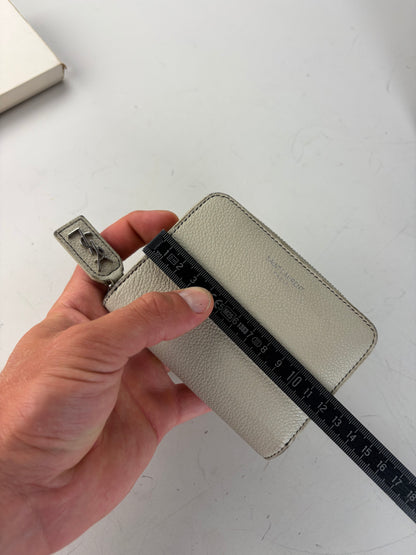 Vintage Sain Pebbled Leather Wallet Cream Silver