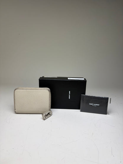 Vintage Sain Pebbled Leather Wallet Cream Silver