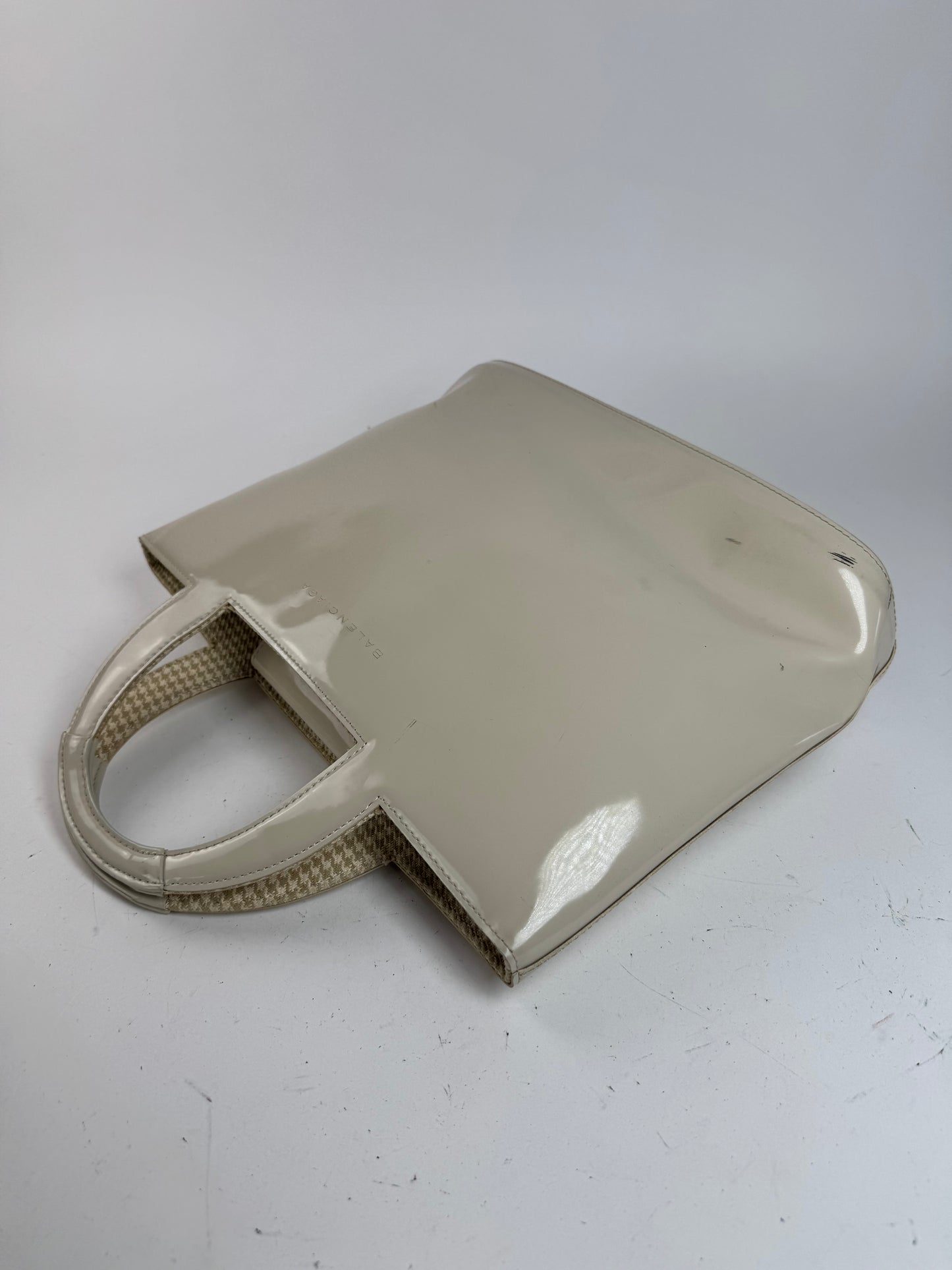 Sac Balenciaga vintage en cuir verni blanc
