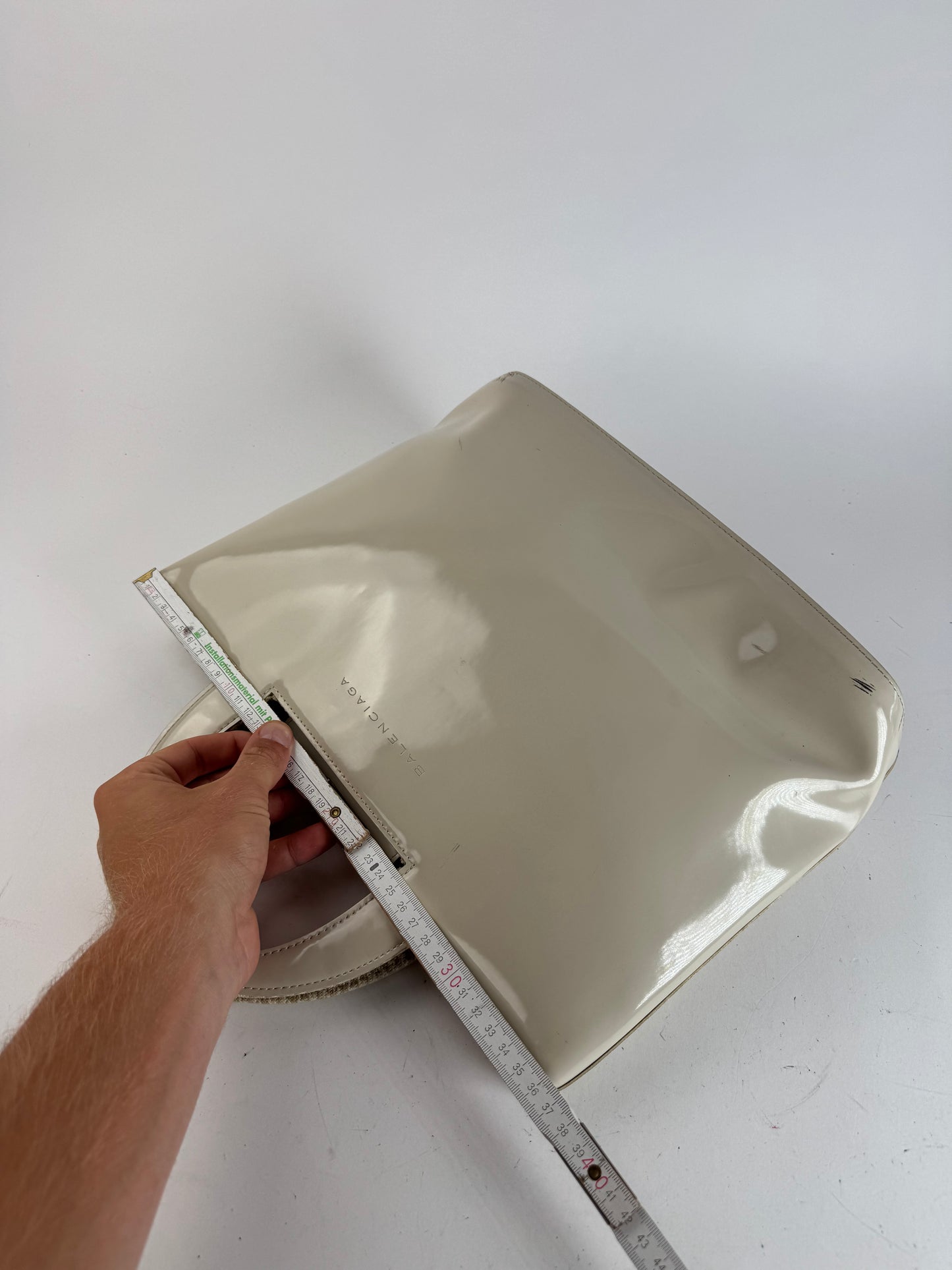 Sac Balenciaga vintage en cuir verni blanc