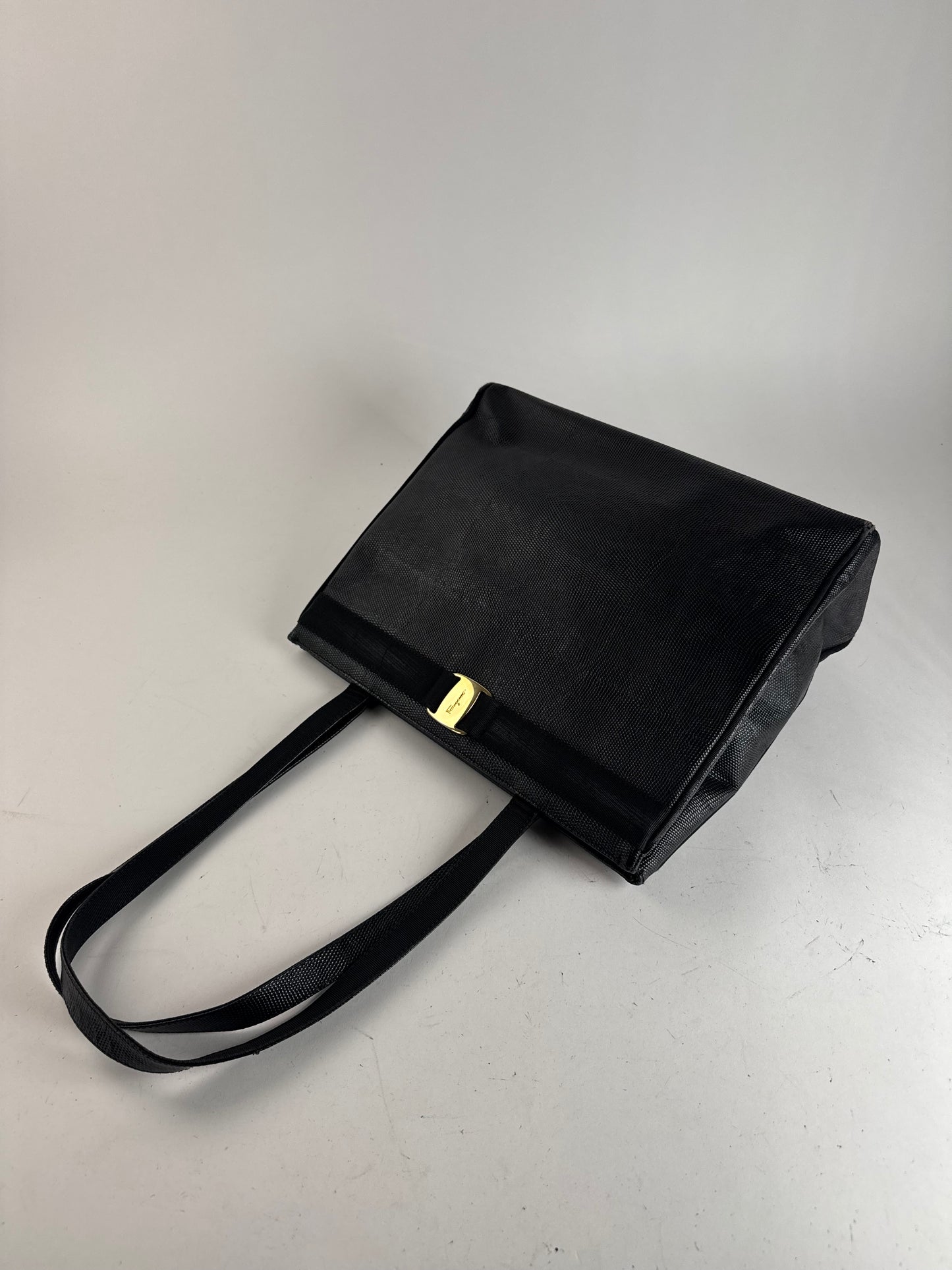 Sac vintage en cuir noir Salvatore Ferragamo