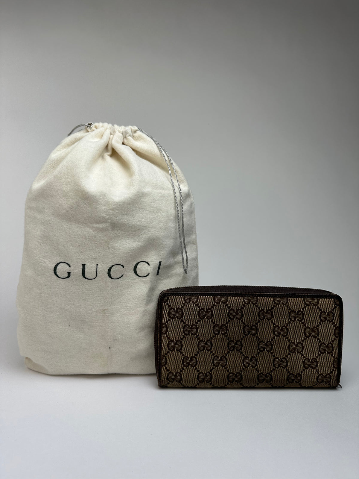 Vintage Gucci GG Supreme Bifold Wallet c. Late 2000s Beige Brown