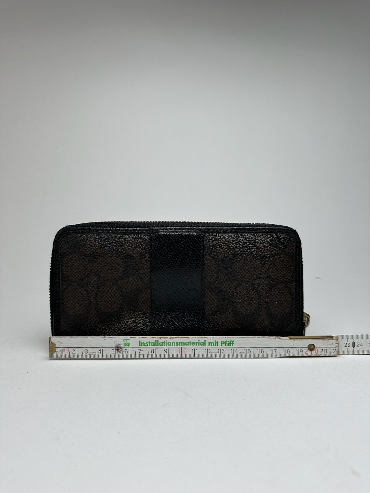 Vintage Coach Leather wallet black purple