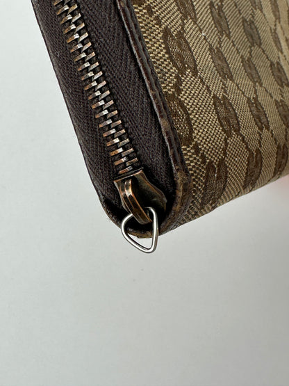 Vintage Gucci GG Supreme Bifold Wallet c. Late 2000s Beige Brown