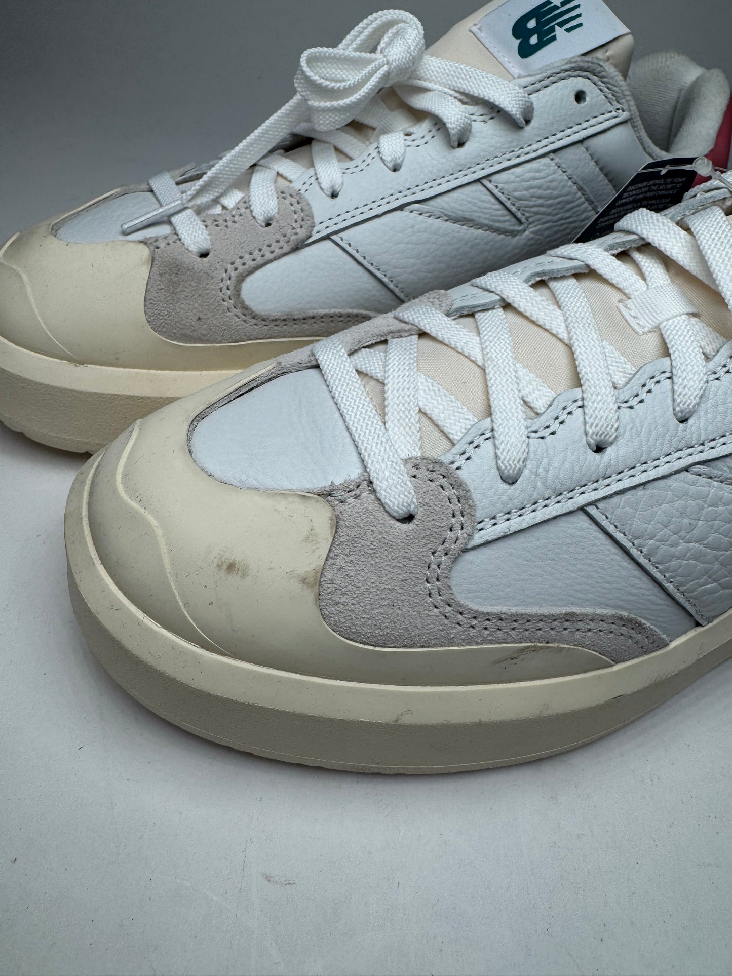 New Balance Sneaker White New with tag EU45,5