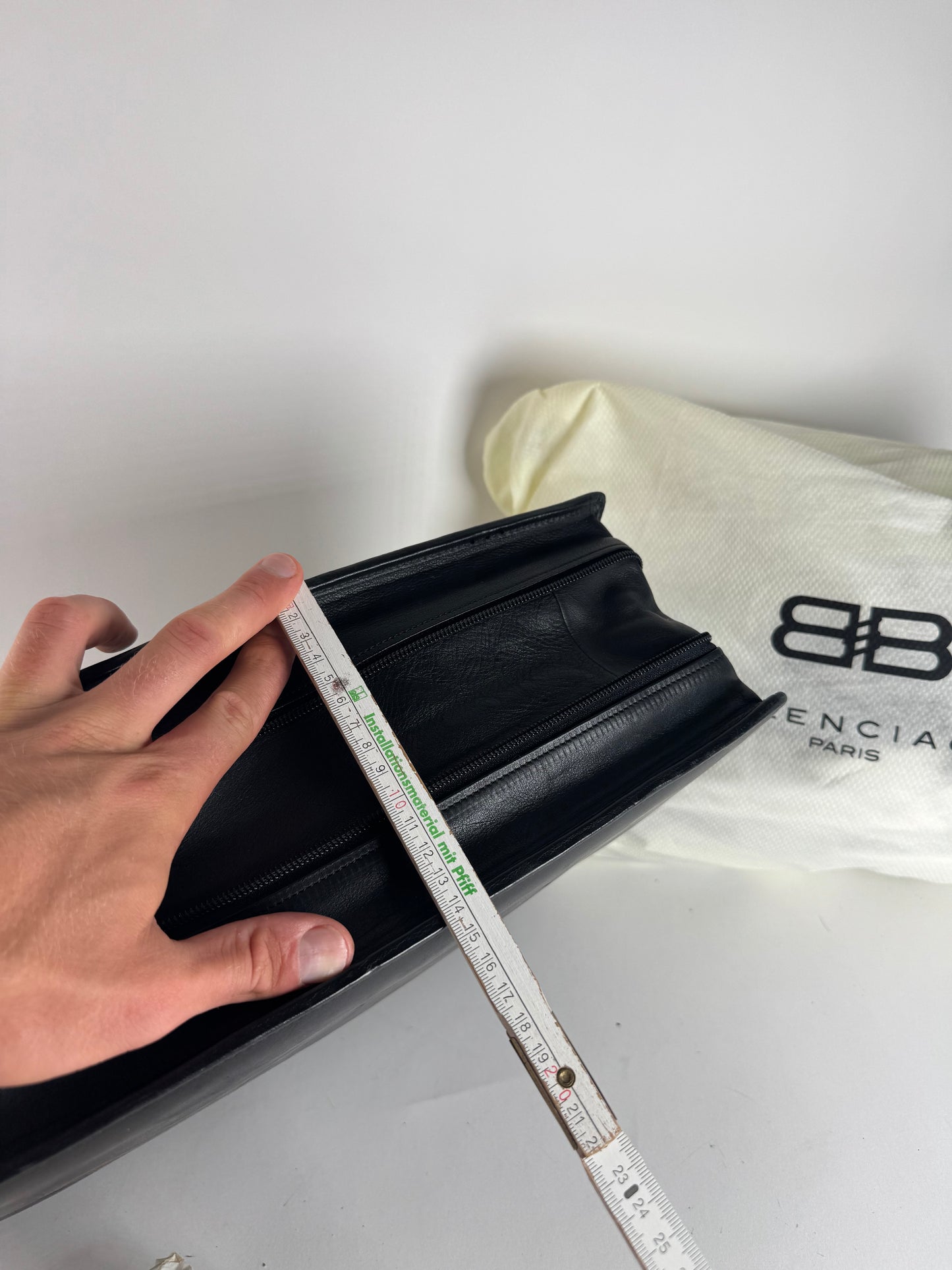 Sac Balenciaga vintage en cuir noir