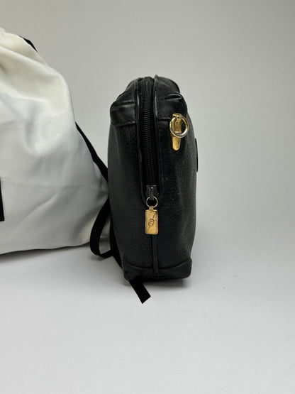Vintage Gucci Pebbled Leather Flap Crossbody Bag Late 1990s Black