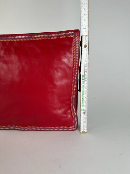Pochette en cuir rouge vintage Loewe