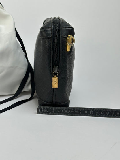 Vintage Gucci Pebbled Leather Flap Crossbody Bag Late 1990s Black