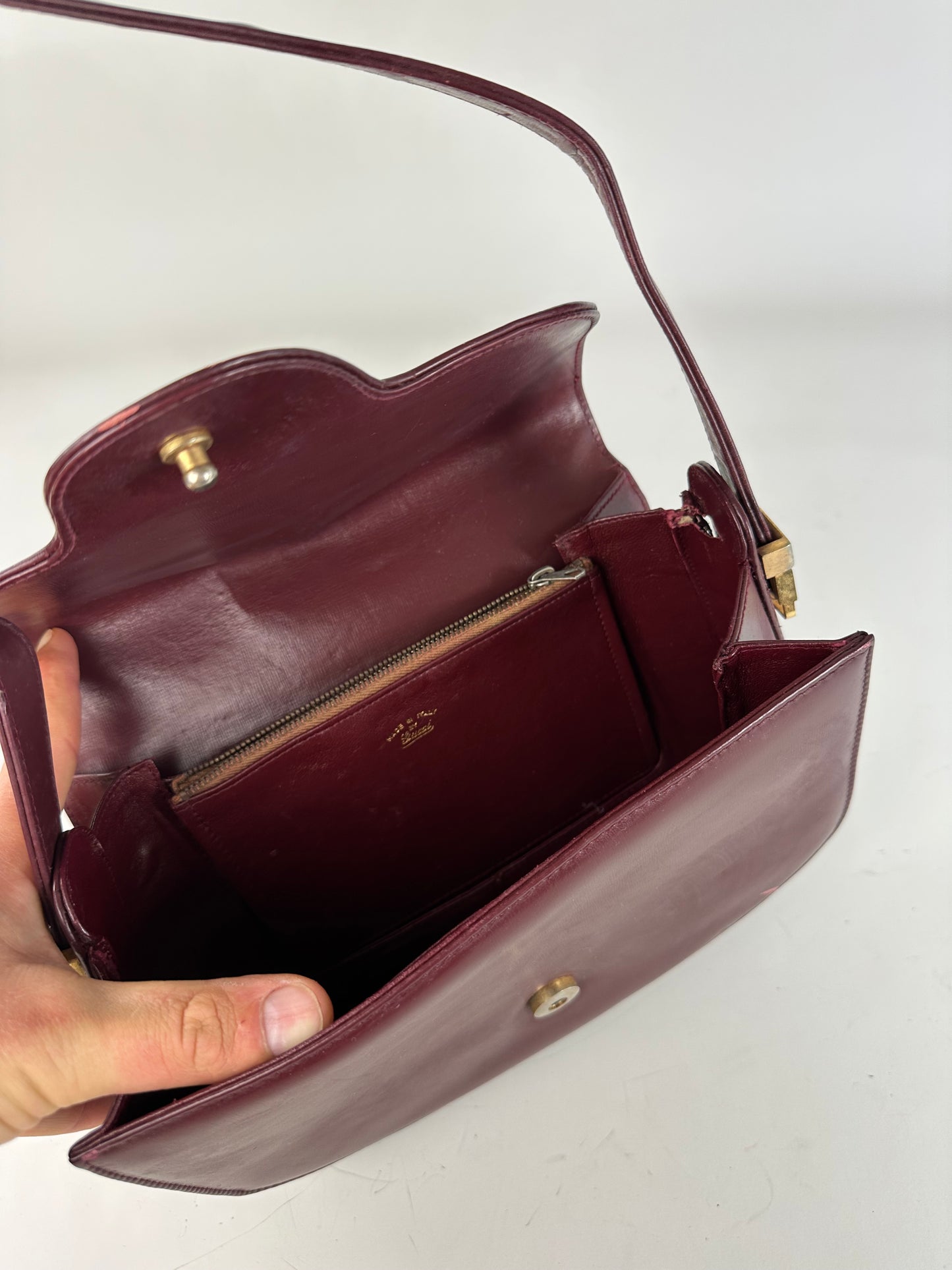 Vintage Gucci Leather Shoulder Bag Burgundy Gold c. 2000