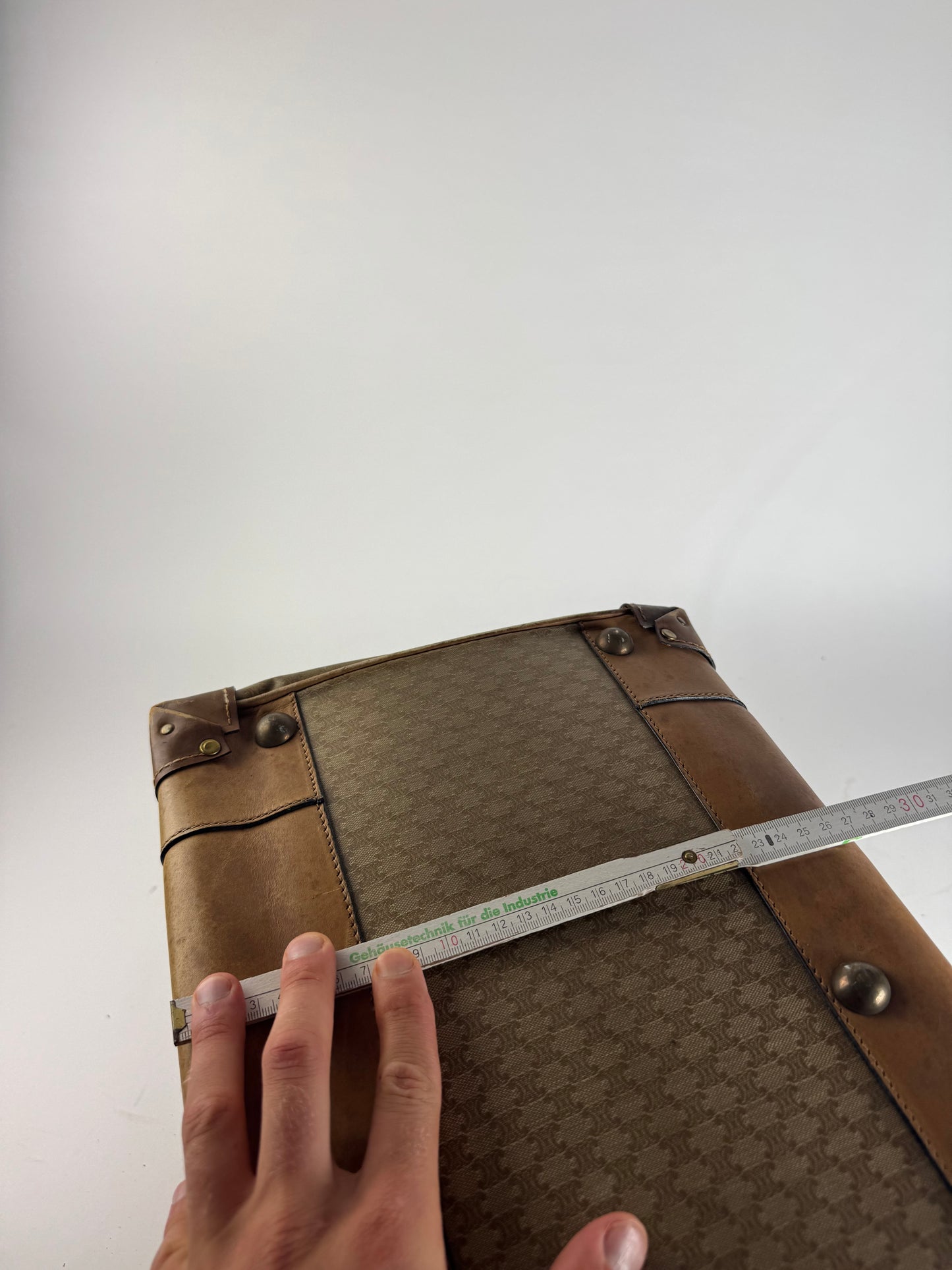 Sac de voyage vintage en cuir Monogram Céline Paris marron doré