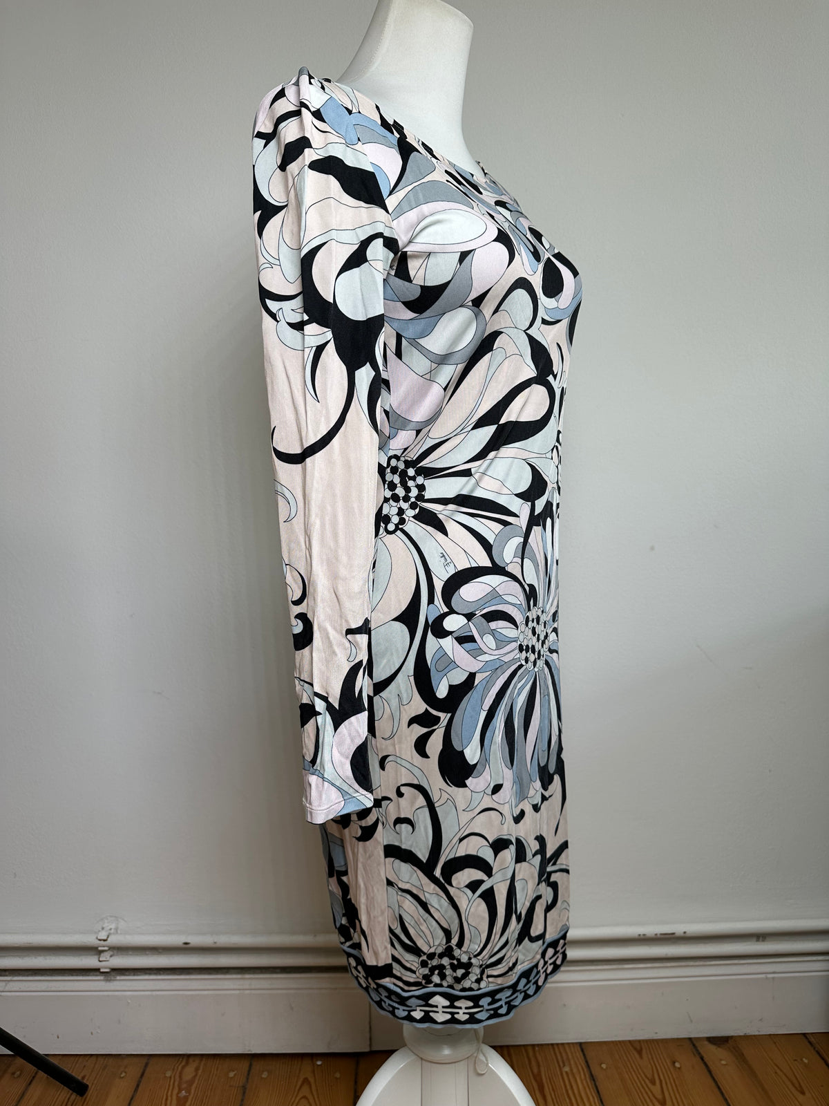 Vintage Emilio Pucci Jersey Long Sleeve Dress Early 2000s Cream Blue XS