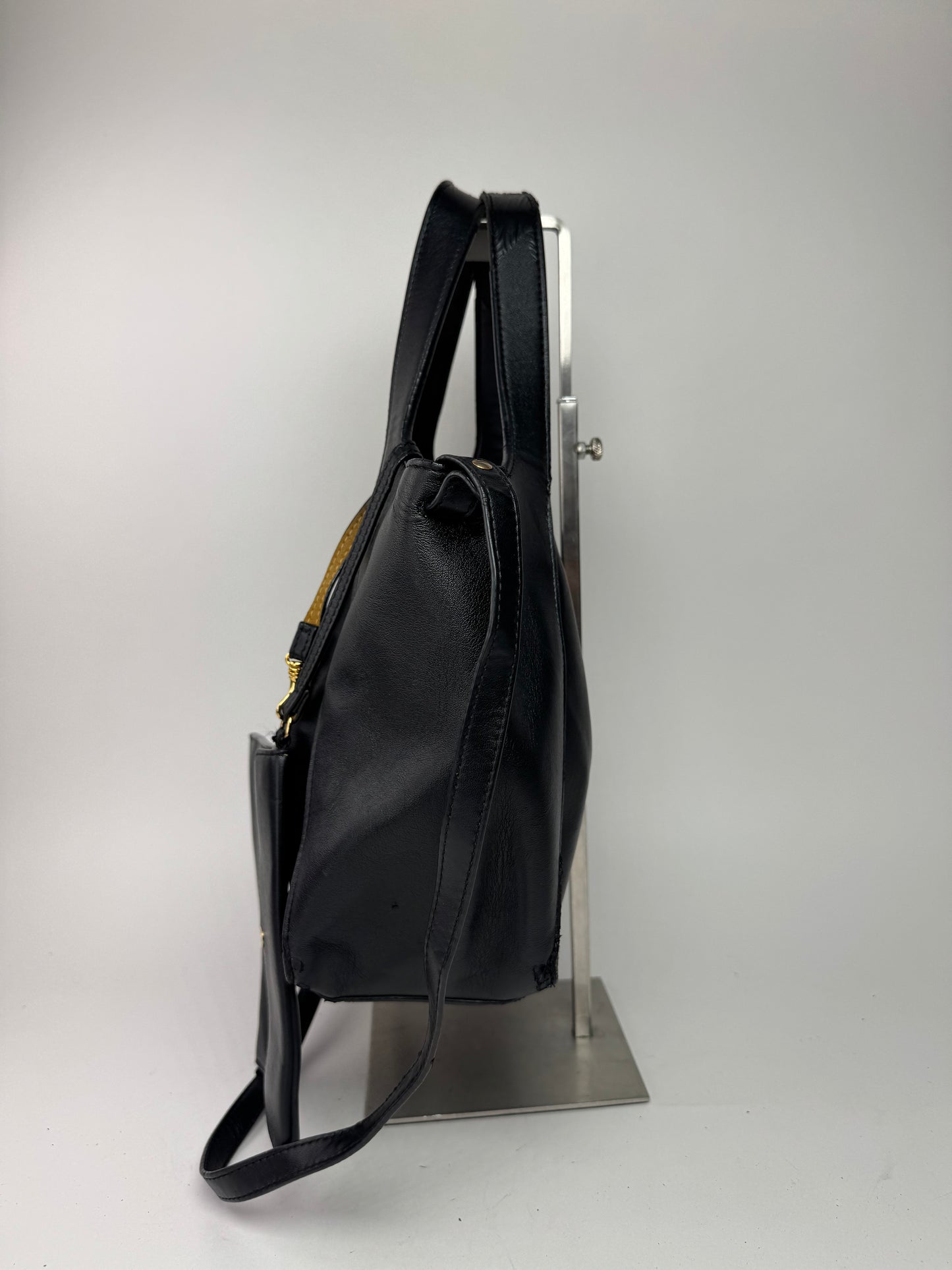 Sac à main Stella Mc Cartney en cuir vegan avec logo noir