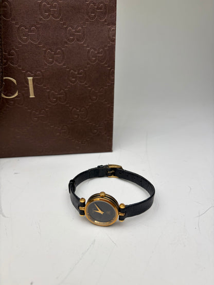 Vintage Gucci GG Logo Leather Bracelet Watch Black Gold