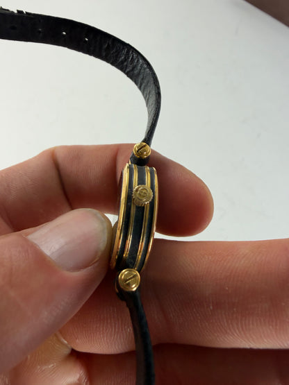 Vintage Gucci GG Logo Leather Bracelet Watch Black Gold