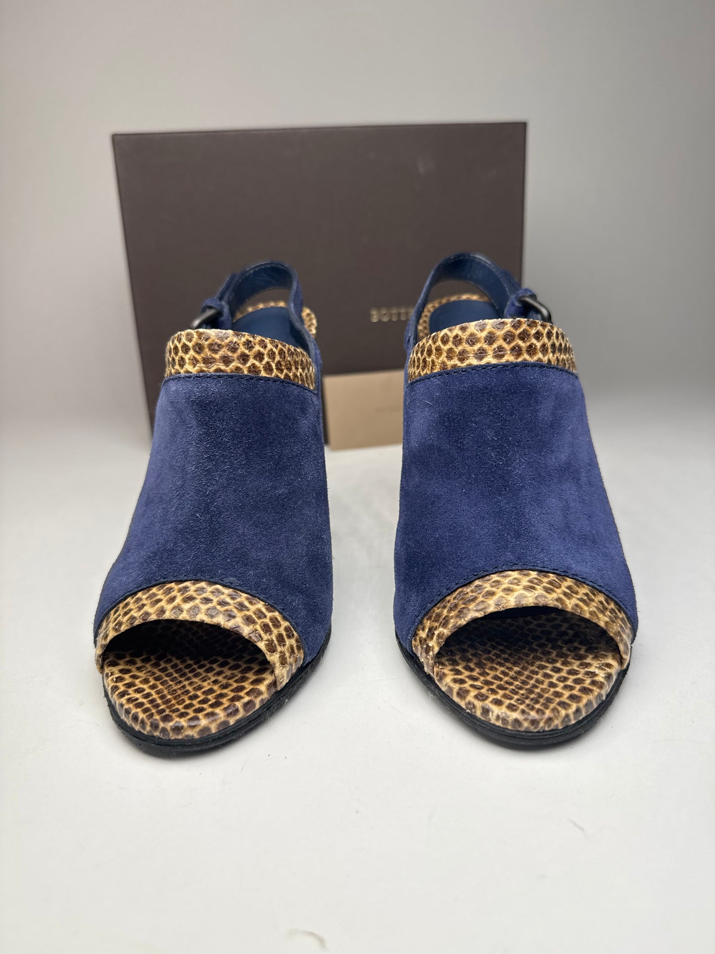 Vintage Bottega Veneta Suede Snake Leather Pumps Navy Beige EU37C