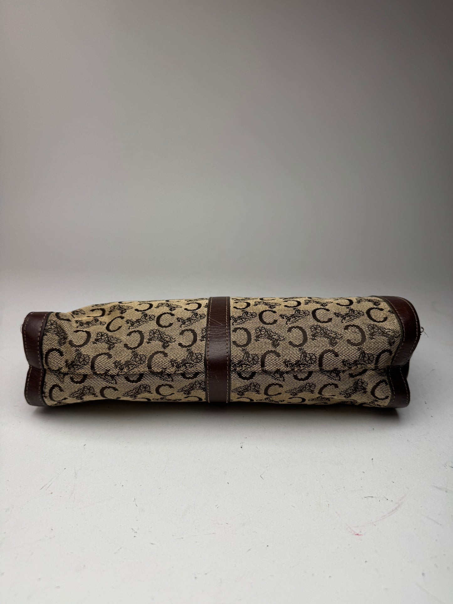 Pochette vintage en cuir et toile monogrammée Macadam de Céline marron et gris