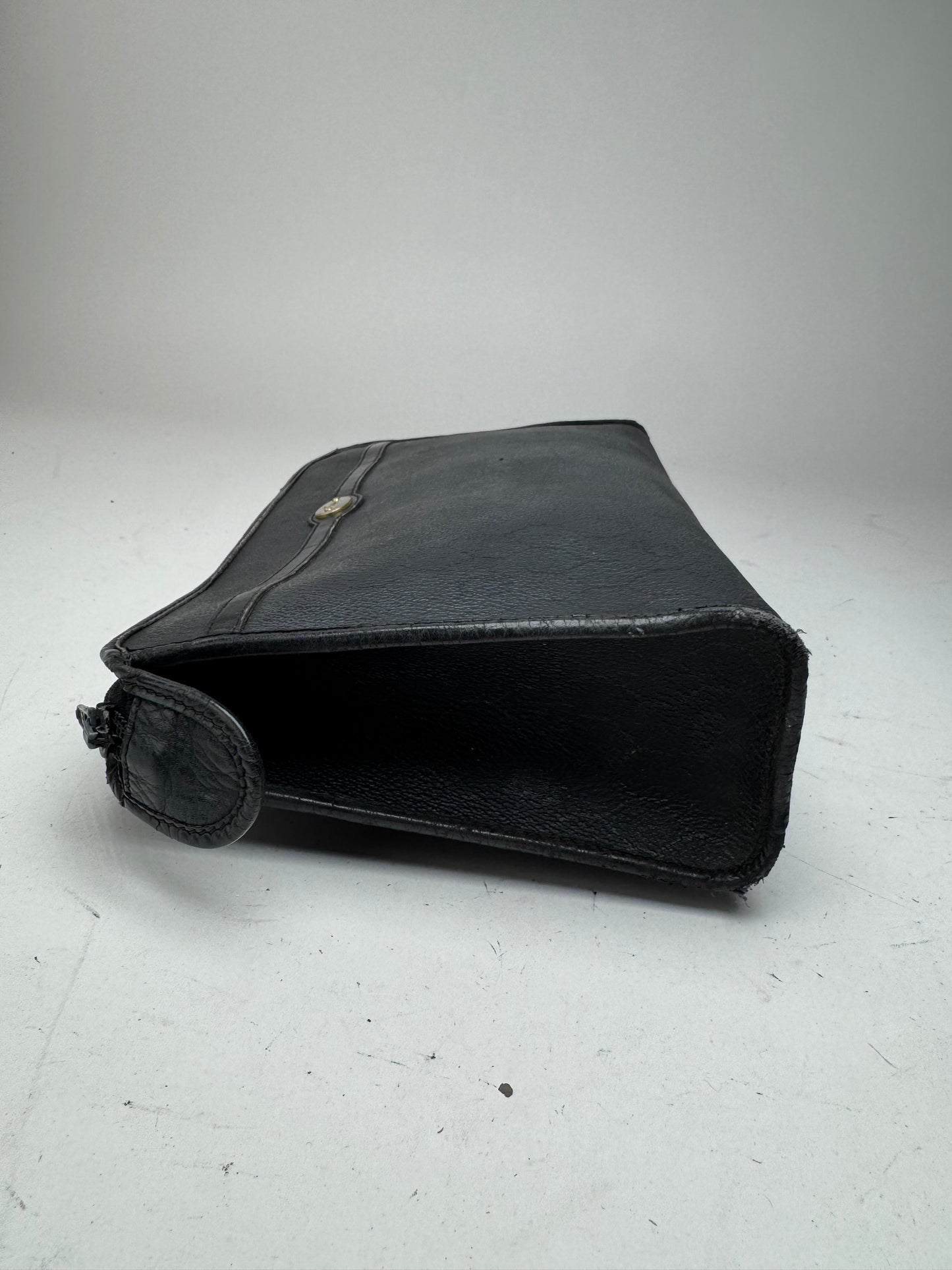 Pochette Dior vintage en cuir noir