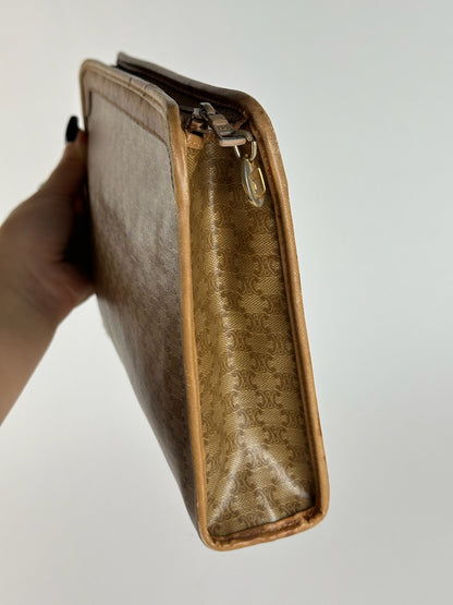 Pochette vintage Céline Paris Triomphe Monogram Beige Marron