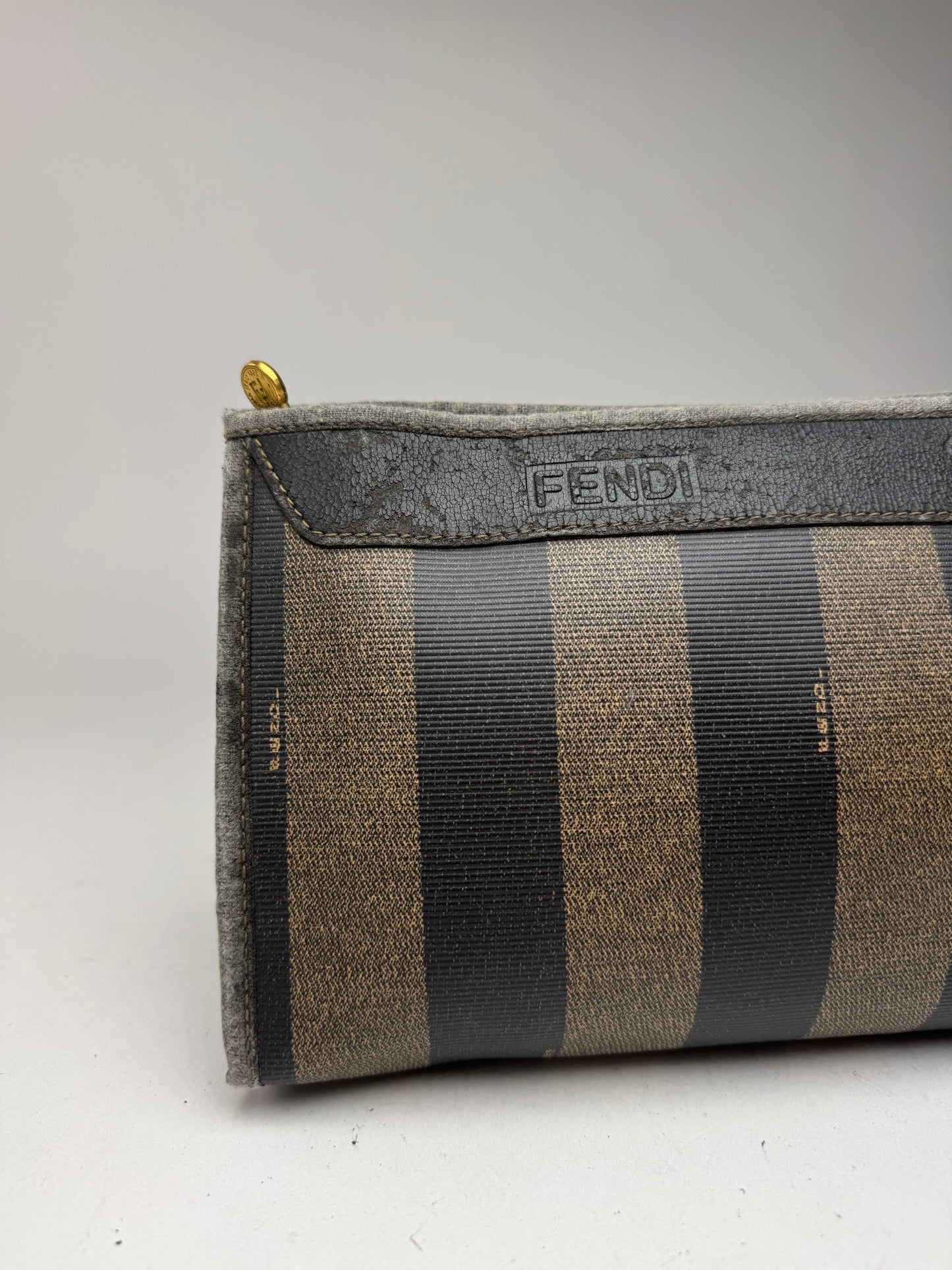 Pochette vintage Fendi en cuir noir