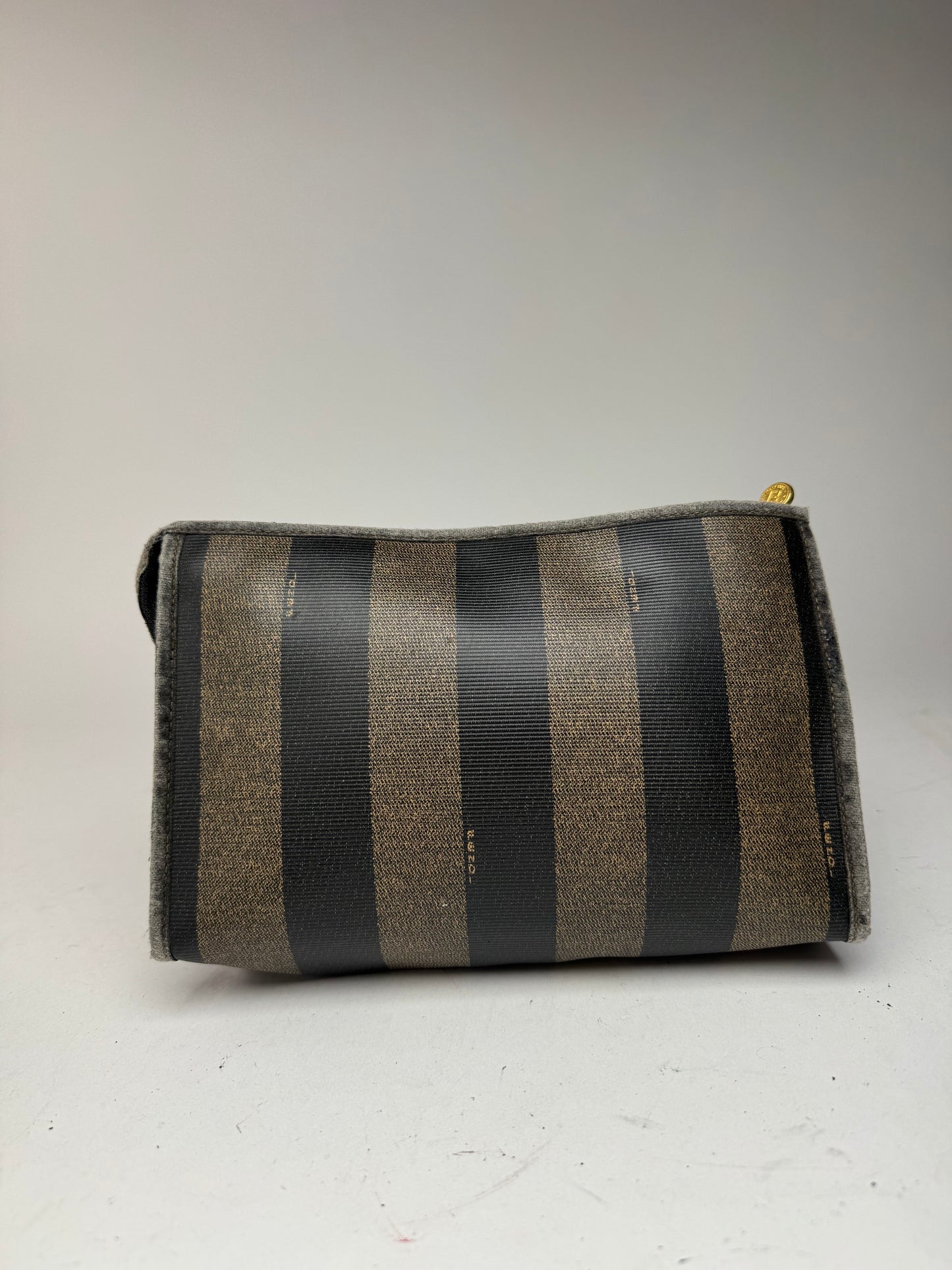 Pochette vintage Fendi en cuir noir