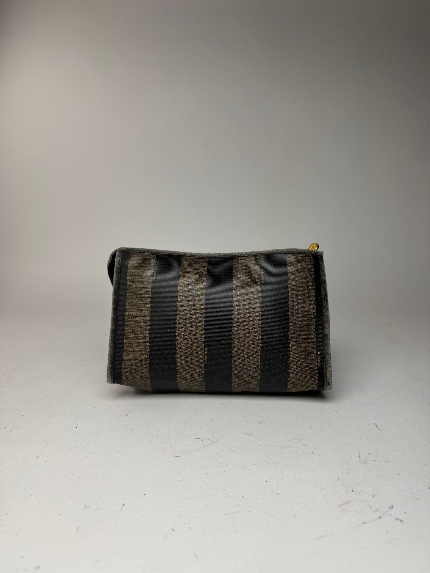 Pochette vintage Fendi en cuir noir