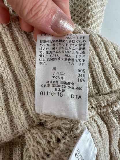 Vintage Burberry Knit Sweater Cream Gold Plate M