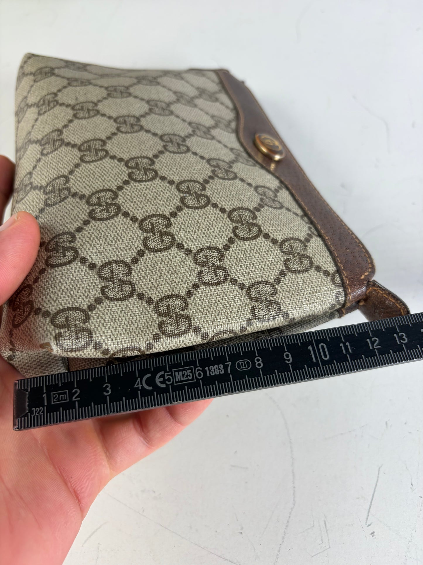 Vintage Gucci GG Supreme Canvas Clutch Bag Beige Brown