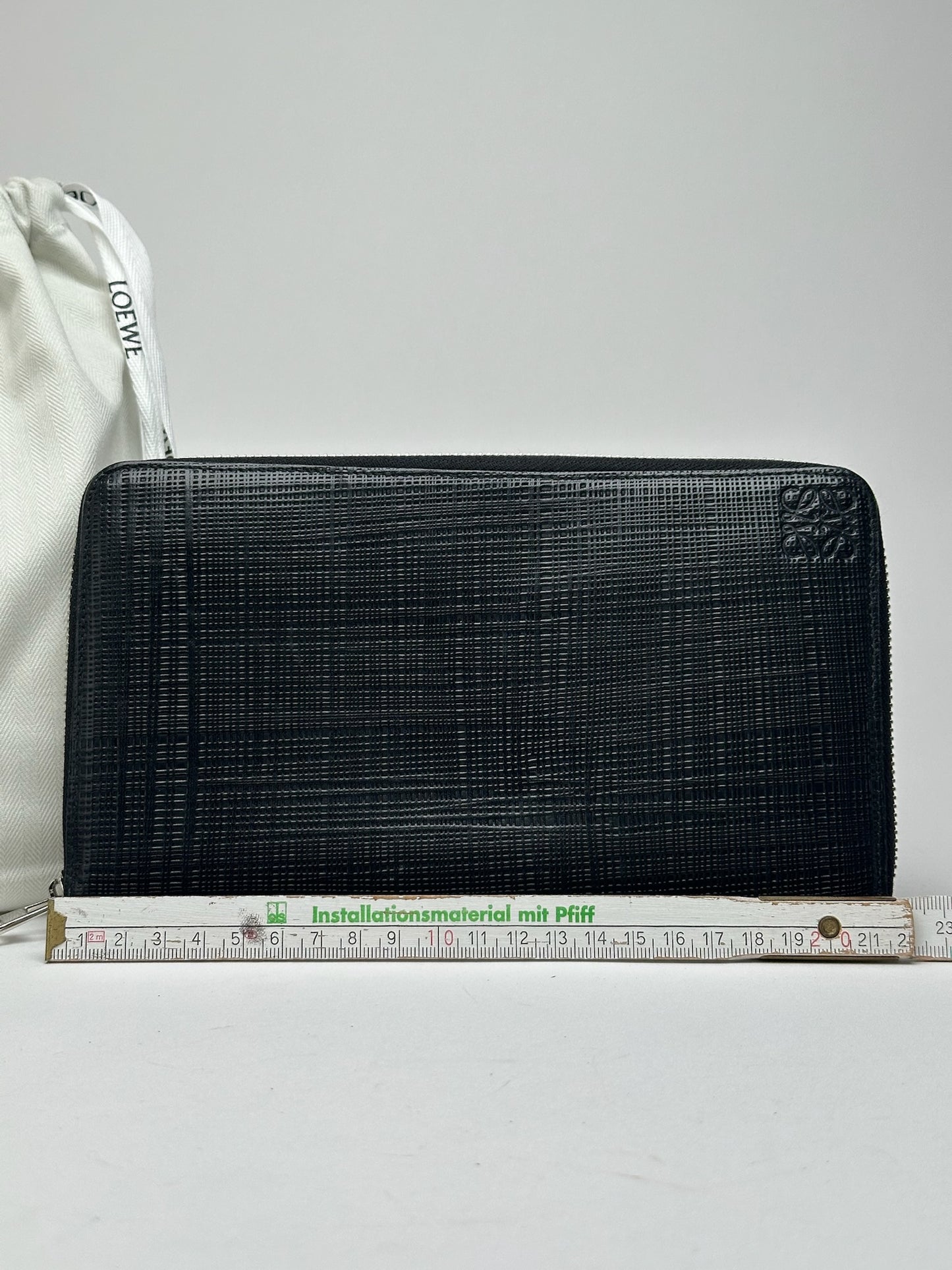 Vintage Loewe Madrid Anagram wallet black