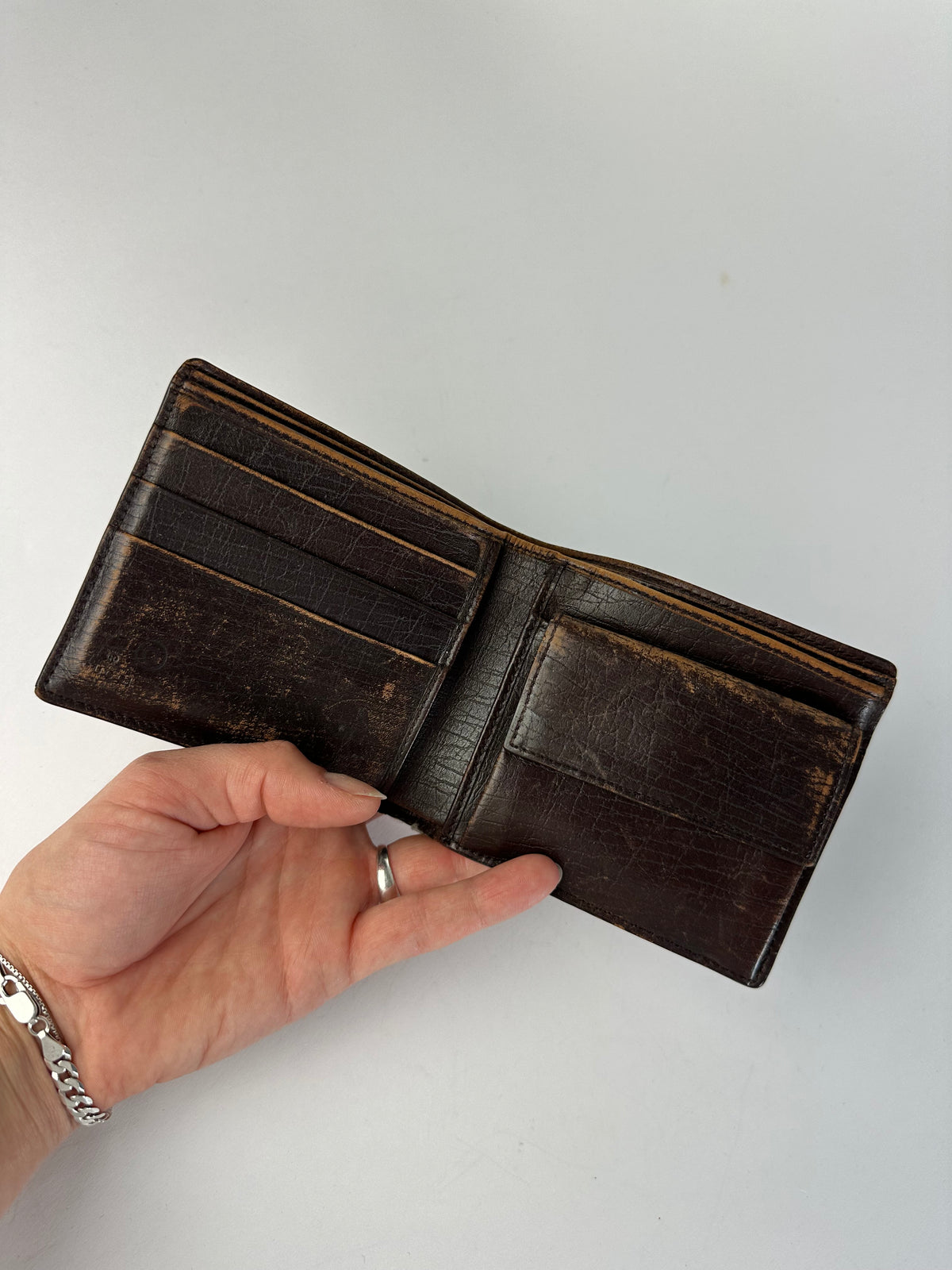 Vintage Gucci GG Supreme Bifold Wallet c. 2010s Beige Brown