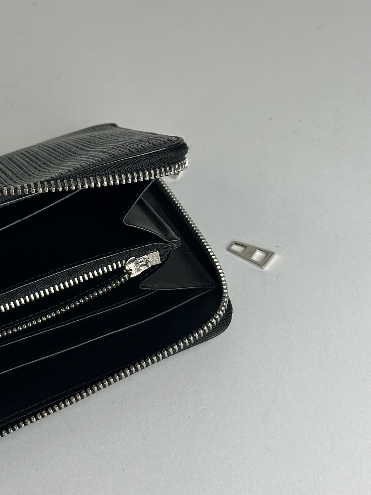 Vintage Loewe Madrid Anagram wallet black