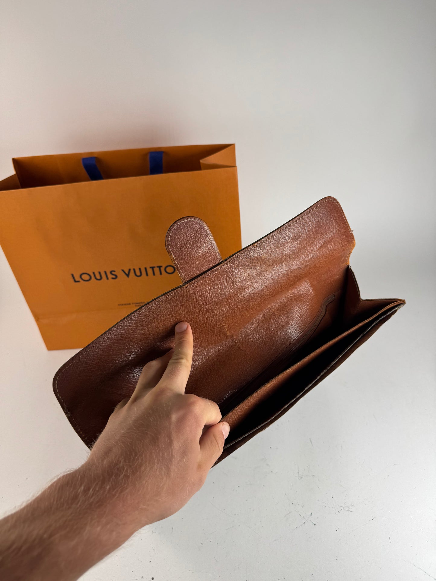 Pochette vintage Louis Vuitton en cuir Monogram marron