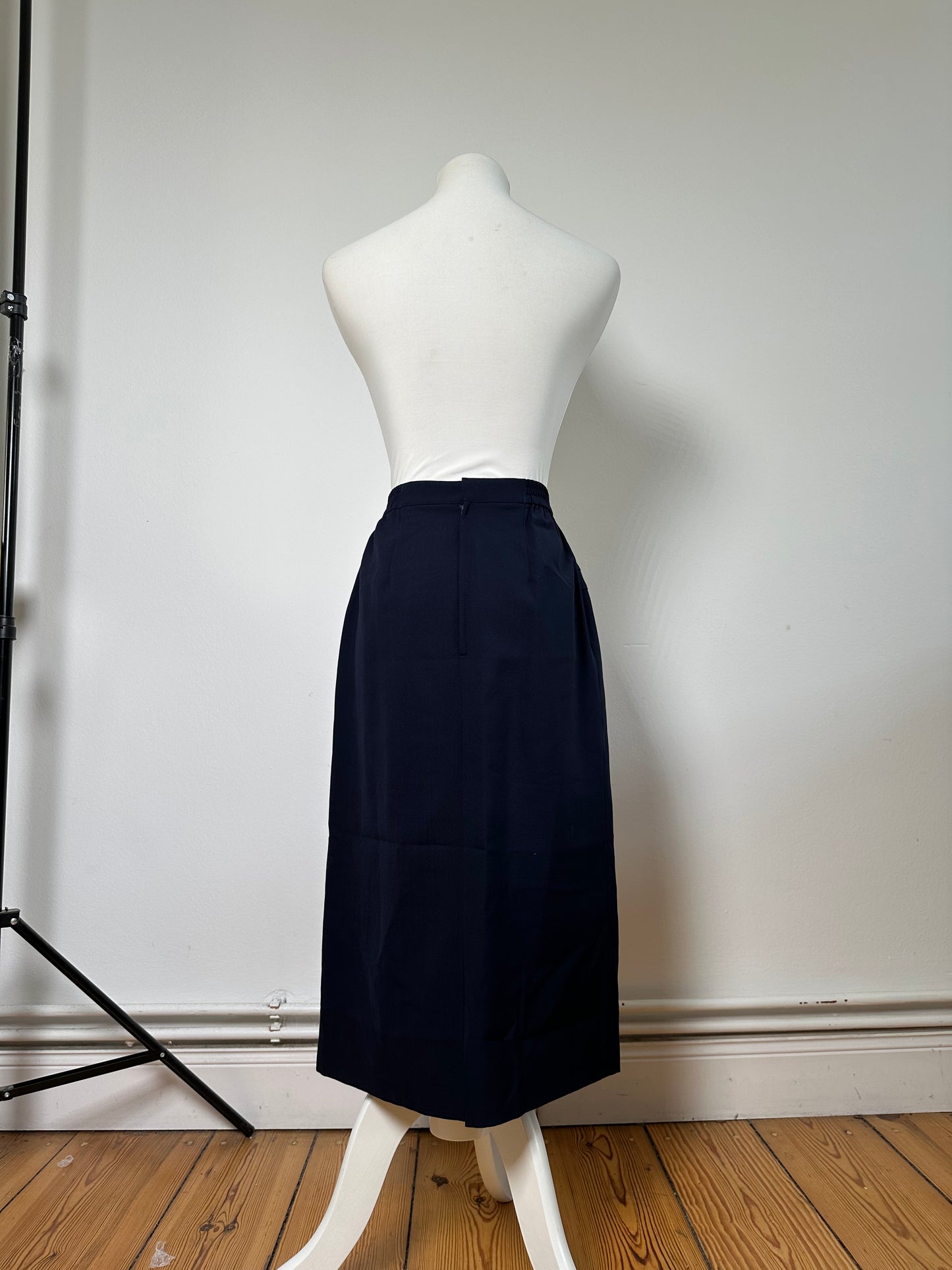 Vintage Burberry Wool Skirt Navy Blue M
