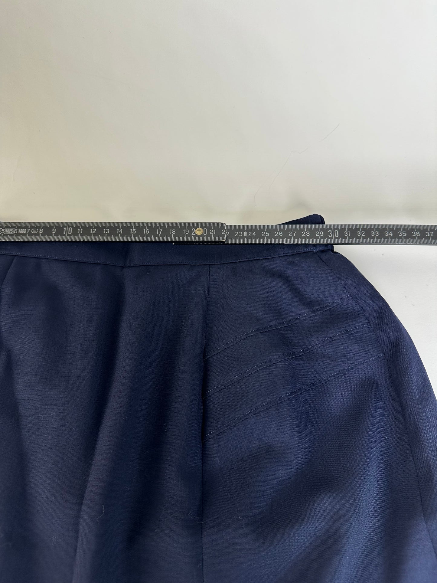 Vintage Burberry Wool Skirt Navy Blue M