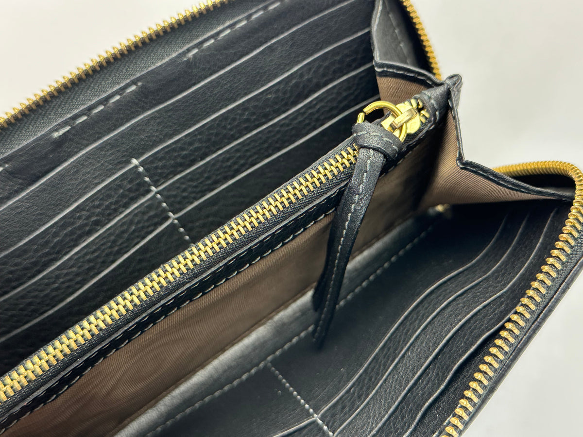 Vintage Chloé Pebbled Leather Bifold Wallet Black Gold