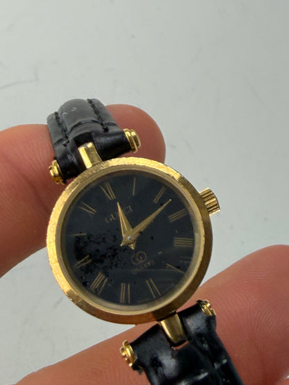 Vintage Gucci Leather Bracelet Watch Black Gold