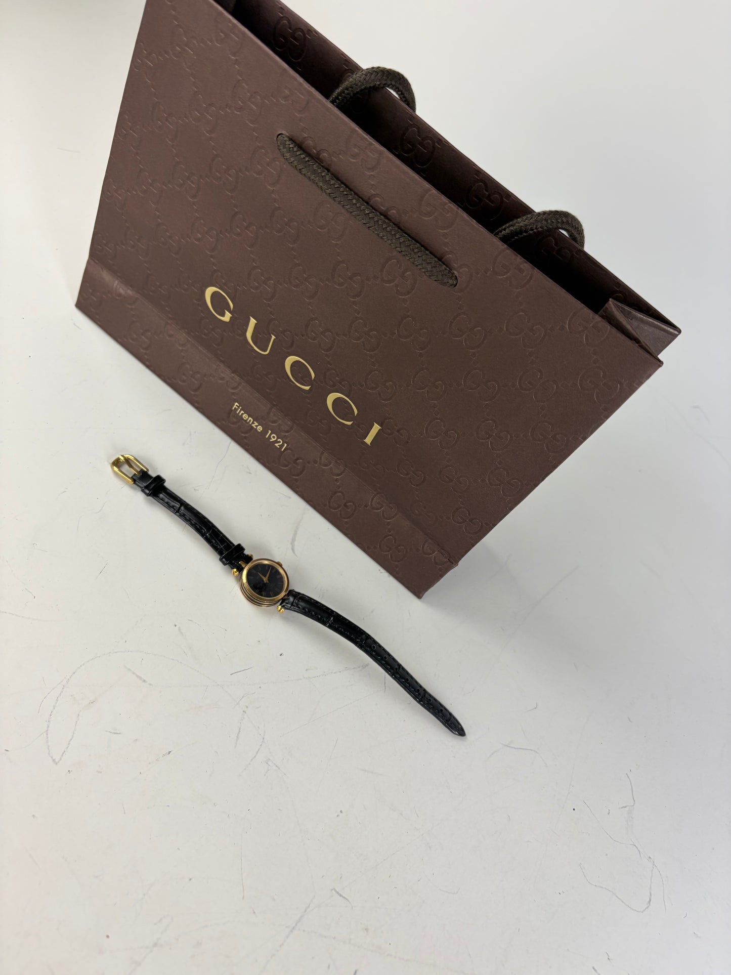 Vintage Gucci Leather Bracelet Watch Black Gold