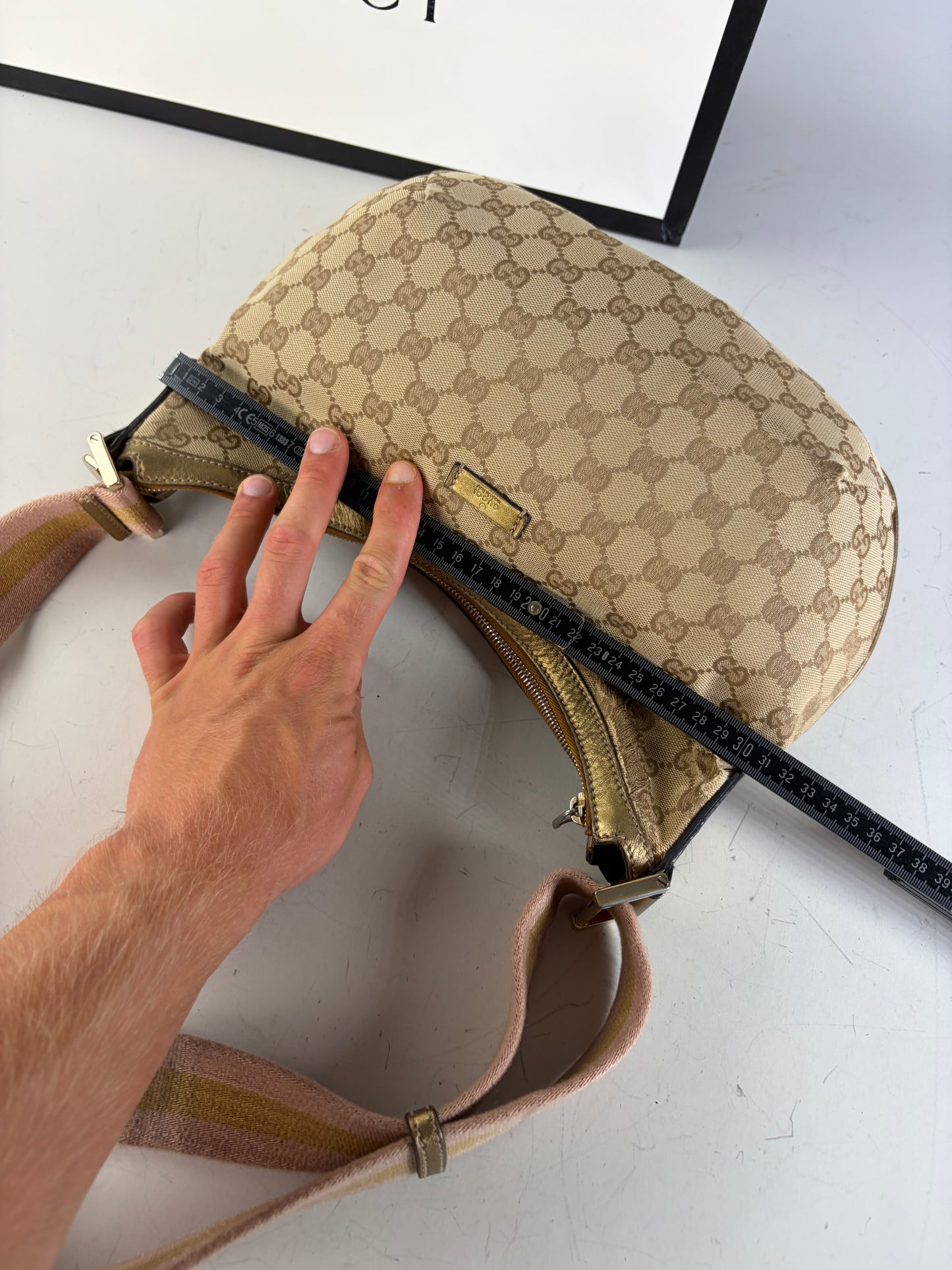 Vintage Gucci GG Supreme Hobo Bag Beige Brown Gold