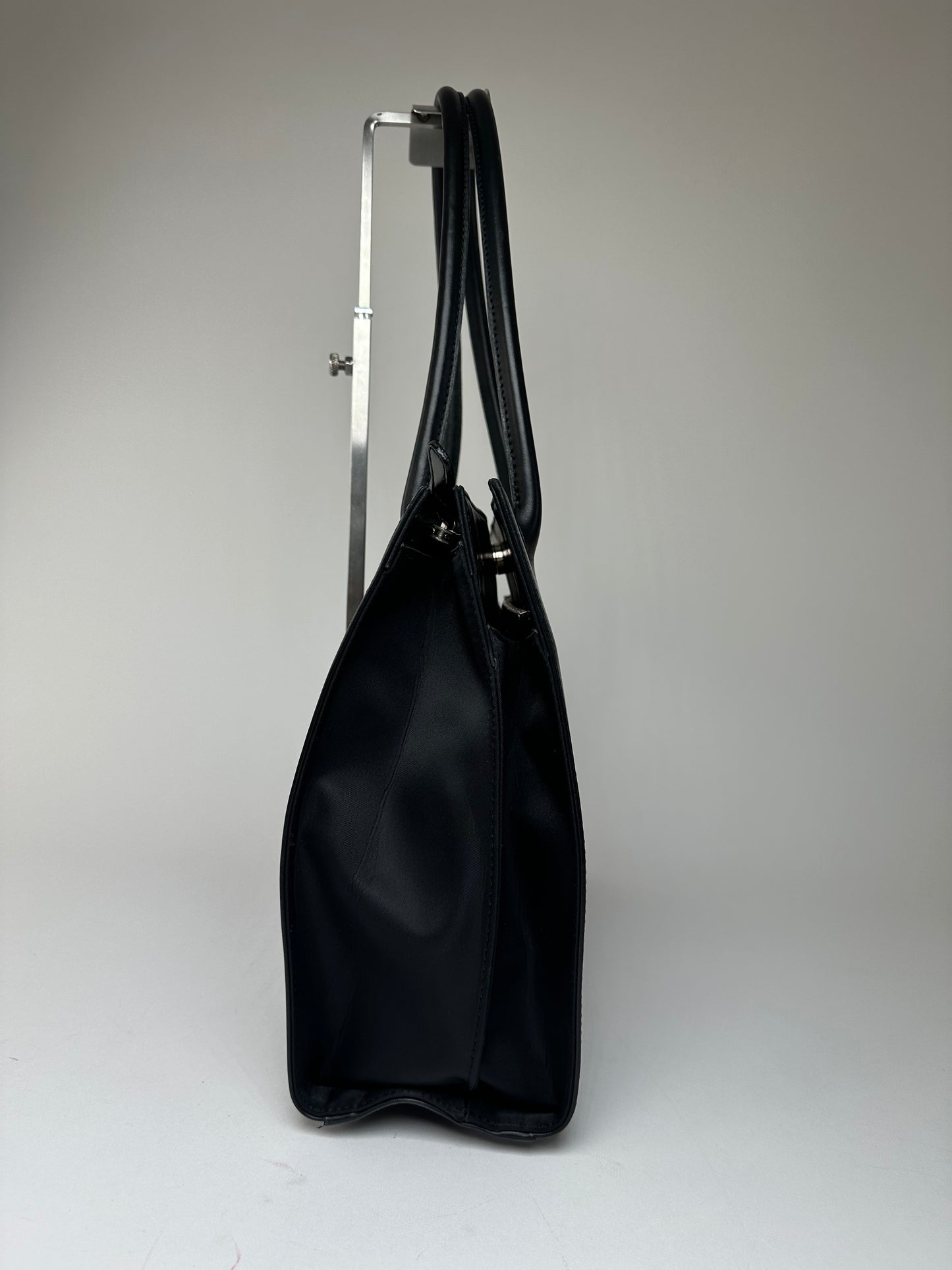 Vintage Courrèges Structured Leather Shoulder Tote Black