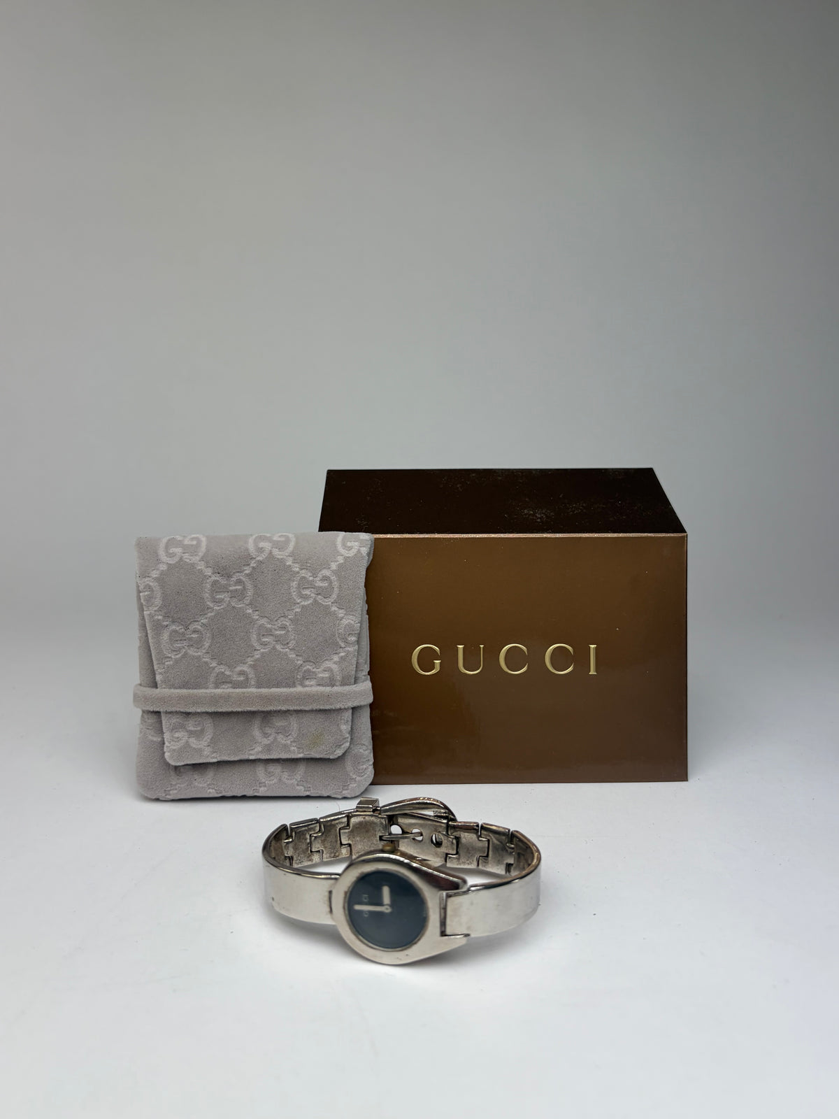 Vintage Gucci Stainless Steel Wristwatch c. Late 1980s Silver Black