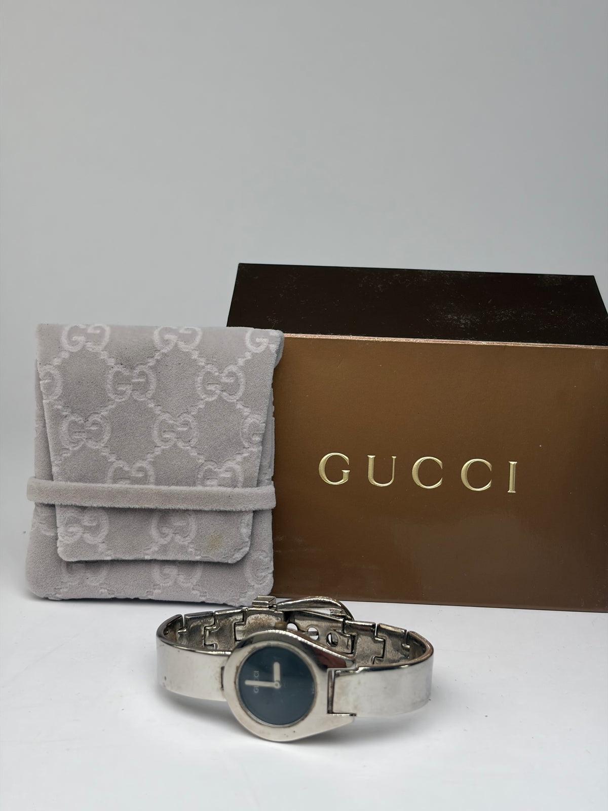 Vintage Gucci Stainless Steel Wristwatch c. Late 1980s Silver Black