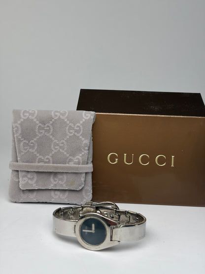 Vintage Gucci Stainless Steel Wristwatch c. Late 1980s Silver Black