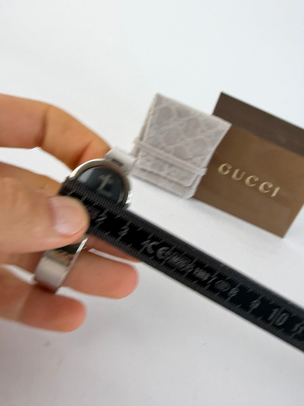 Vintage Gucci Stainless Steel Wristwatch c. Late 1980s Silver Black