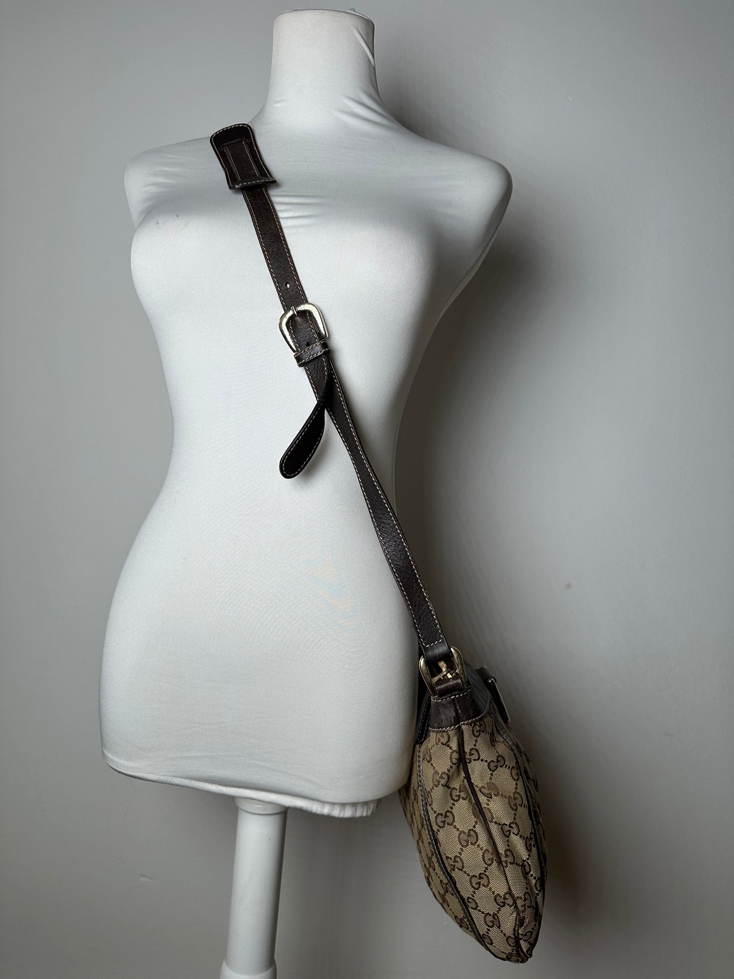 Vintage Gucci Monogram D-Ring Shoulder / Crossbody Bag Beige Brown