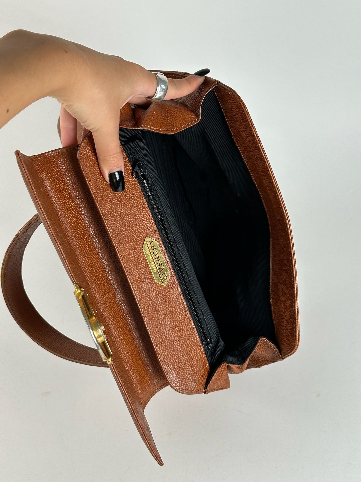 Sac vintage en cuir marron Givenchy