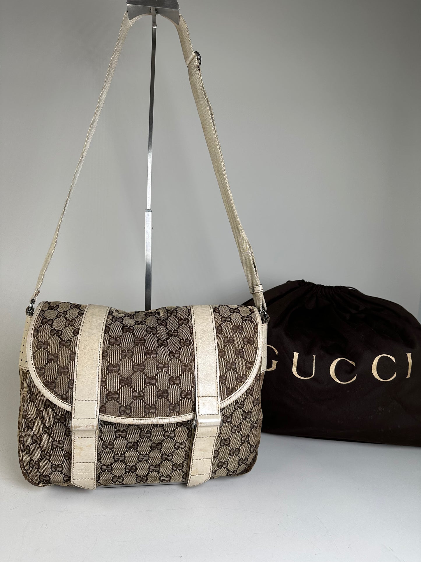 Vintage Gucci GG Canvas Shoulder Bag Beige Brown Silver