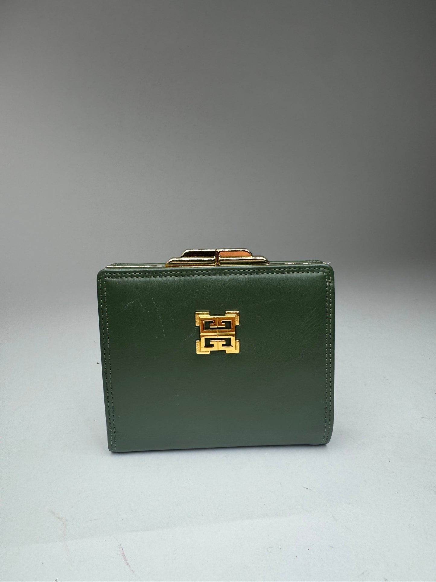 Vintage Givenchy Leather wallet green