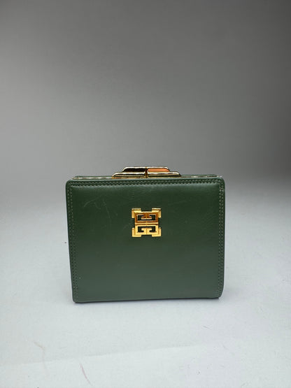 Vintage Givenchy Leather wallet green