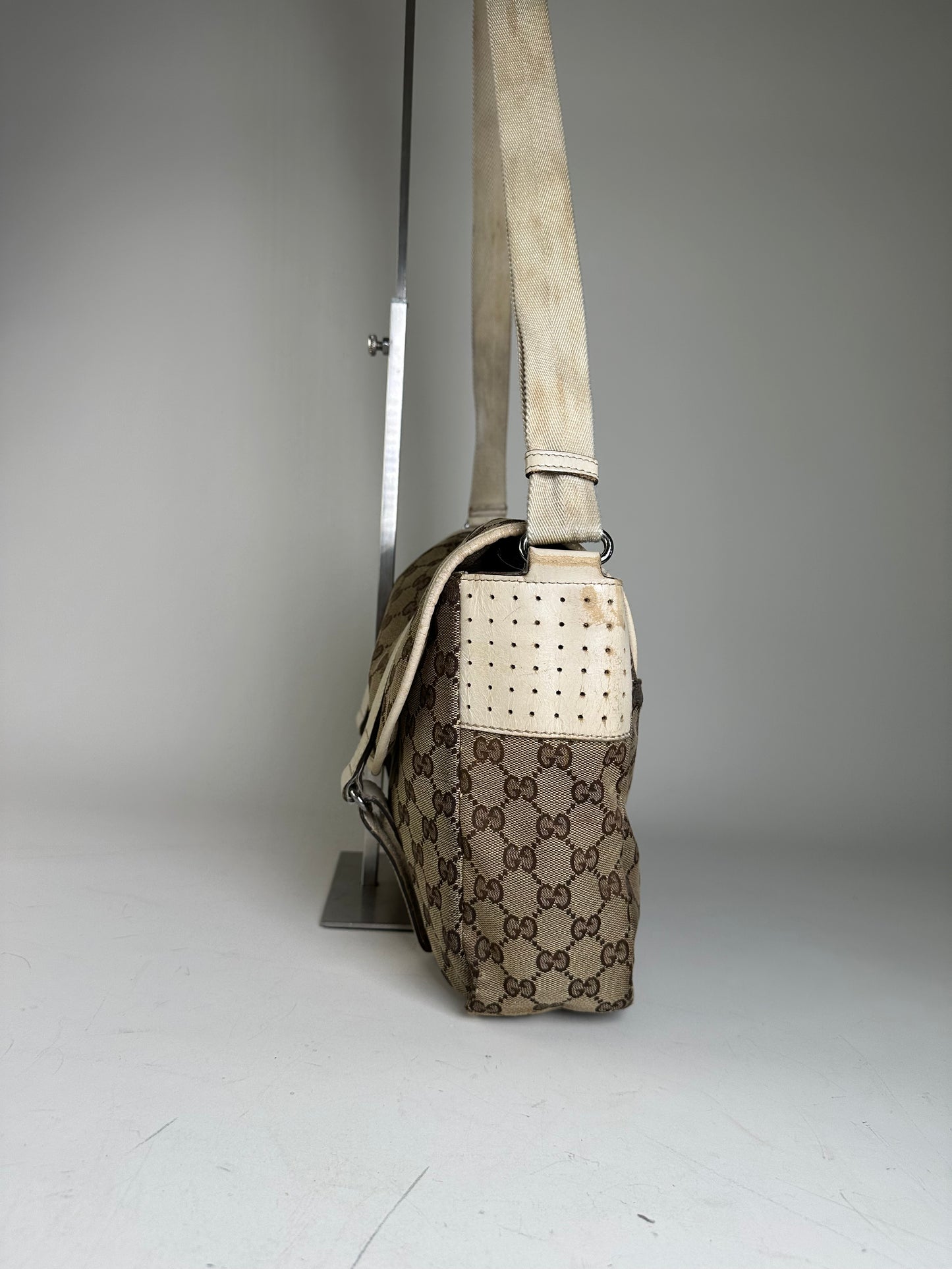 Vintage Gucci GG Canvas Shoulder Bag Beige Brown Silver
